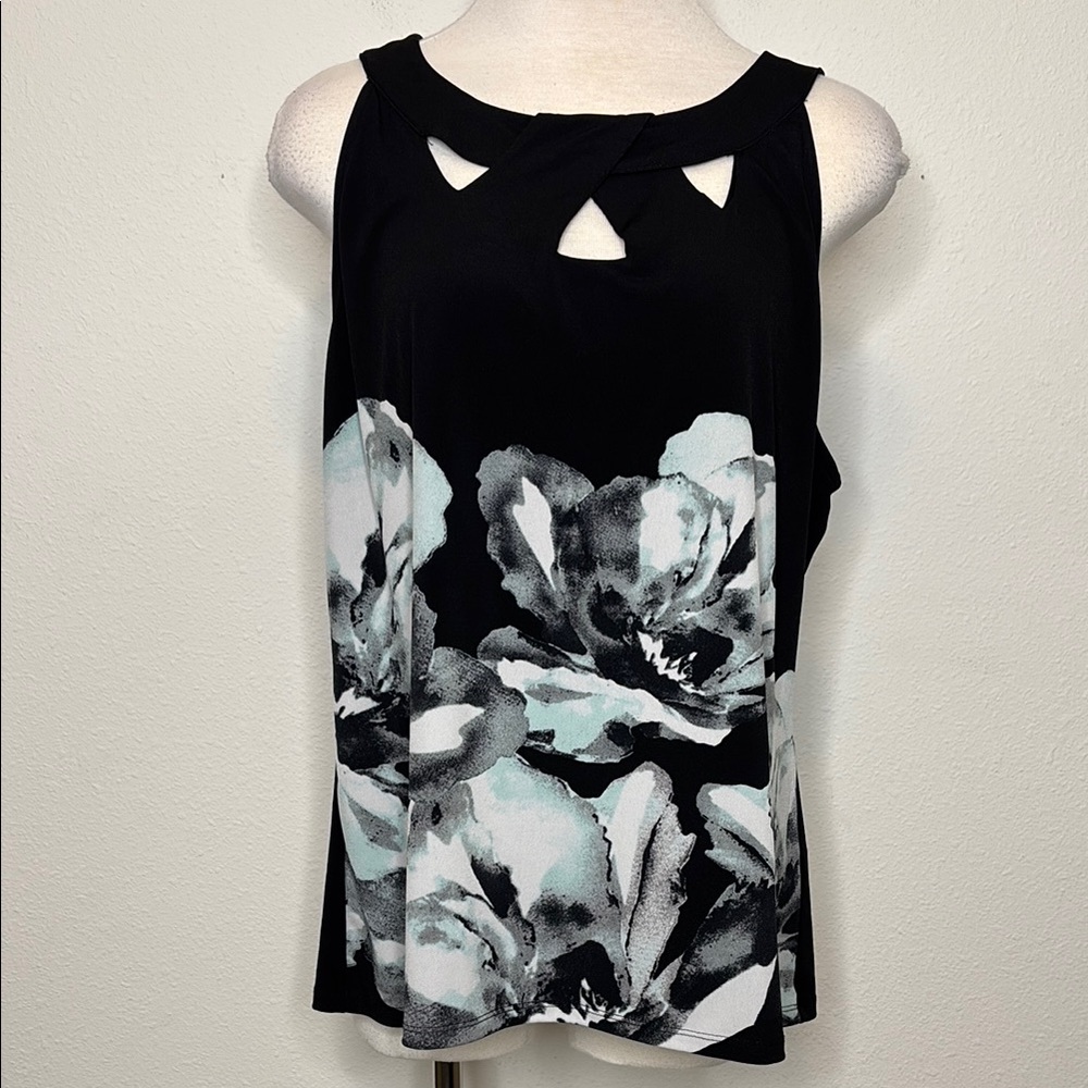 Ricki's size XL Black and White Sleeveless Cut Out Tank Top